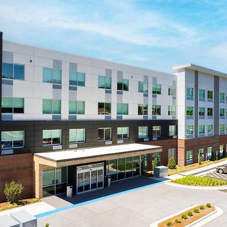 Tru By Hilton Chapel Hill Hotel Екстериор снимка
