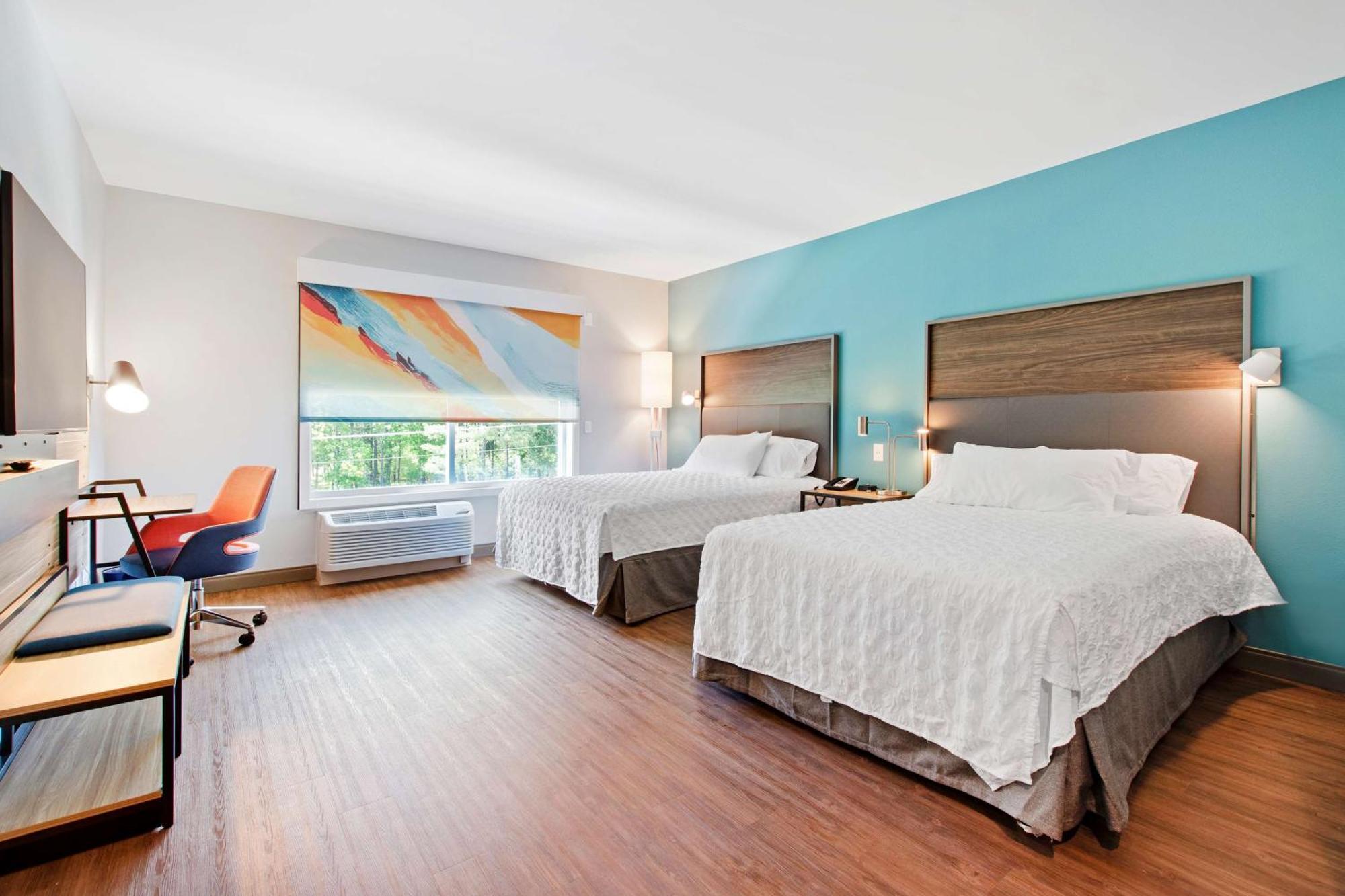 Tru By Hilton Chapel Hill Hotel Екстериор снимка