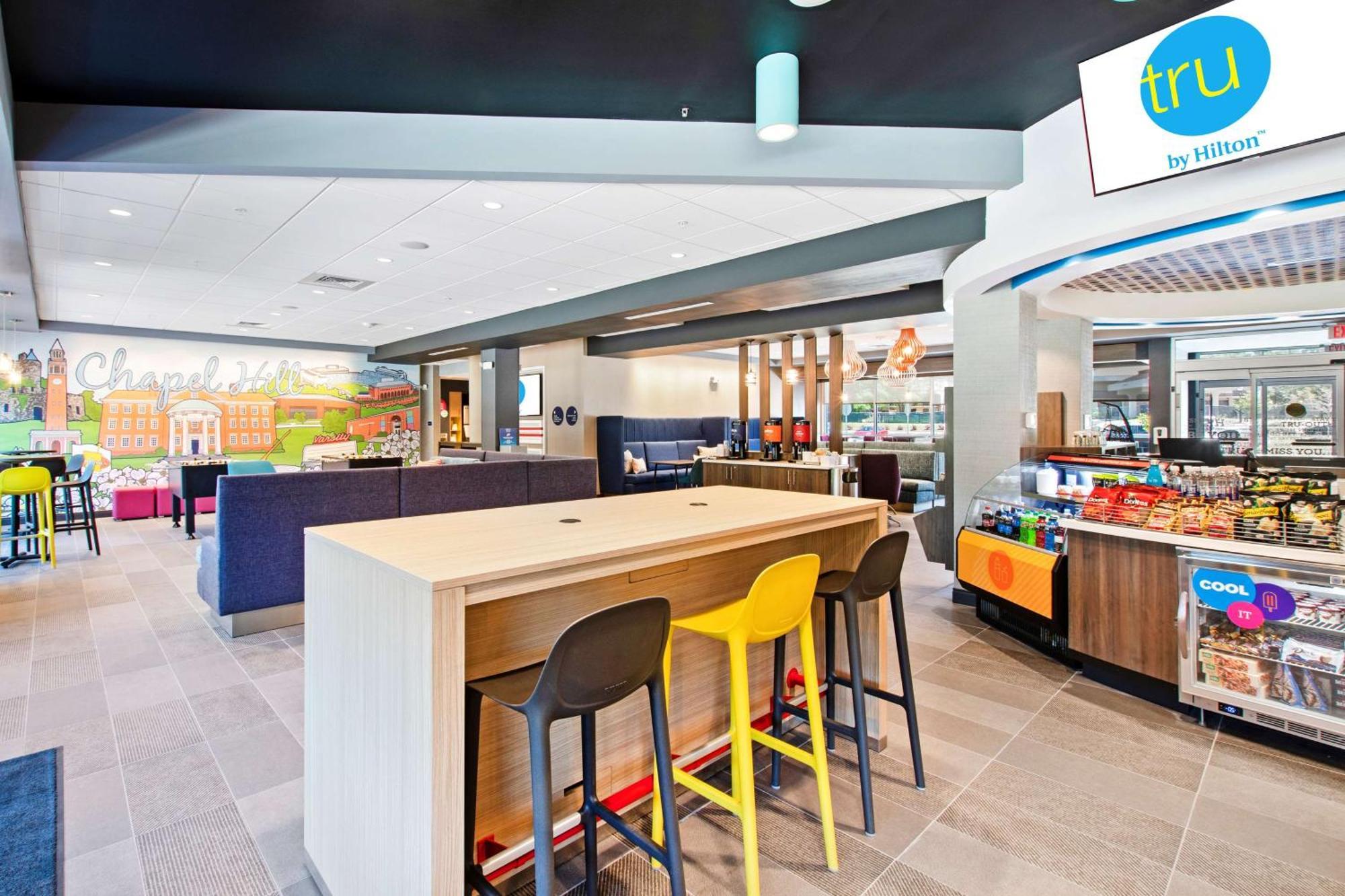Tru By Hilton Chapel Hill Hotel Екстериор снимка